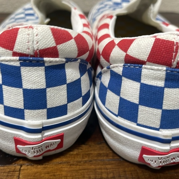 Vans Off The Wall checked Checkerboard Slip-On sneakers red blue white Mens 7.5 - Picture 5 of 16
